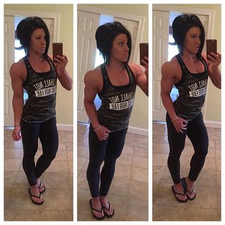 Dana Linn Bailey feet photo 3