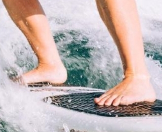 Dana Linn Bailey feet photo 4