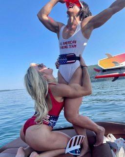 Dana Linn Bailey feet photo 8