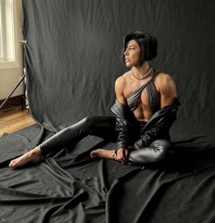 Dana Linn Bailey feet photo 17