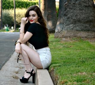 Dana Melanie feet photo 11