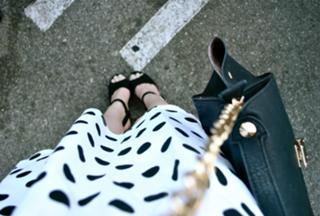 Dana Melanie feet photo 17