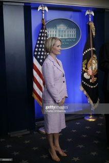 Dana Perino feet photo thumbnail