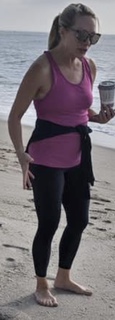 Dana Perino feet photo thumbnail