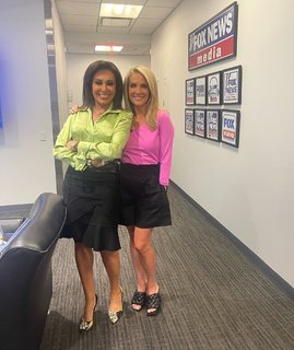 Dana Perino feet photo thumbnail