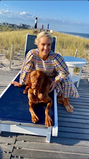 Dana Perino feet photo thumbnail