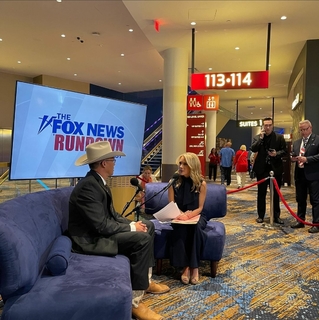 Dana Perino feet photo thumbnail