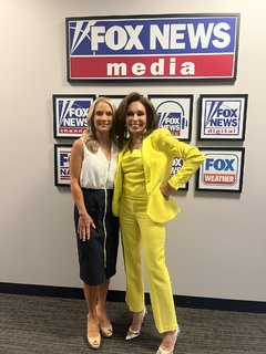 Dana Perino feet photo thumbnail