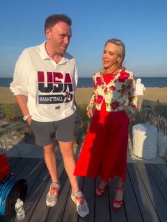 Dana Perino feet photo thumbnail