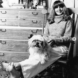 Dana Plato feet photo thumbnail