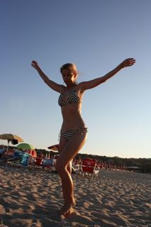 Dana Rogoz feet photo 16