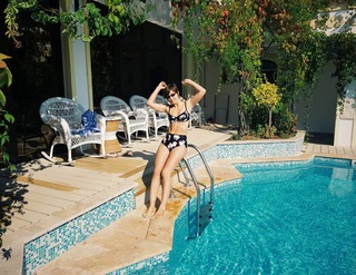 Dana Rogoz feet photo 2