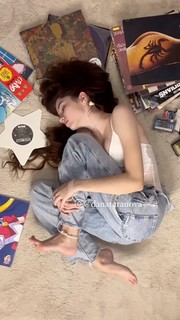 Dana Taranova feet photo thumbnail