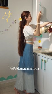 Dana Taranova feet photo thumbnail