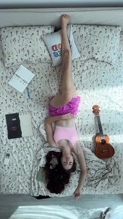 Dana Taranova feet photo thumbnail