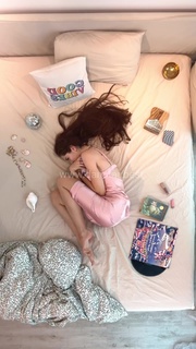 Dana Taranova feet photo thumbnail