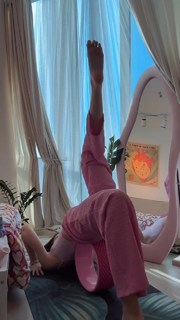 Dana Taranova feet photo thumbnail