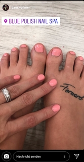 Dana Vollmer feet photo 3