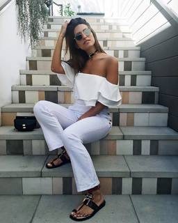 Dana Zarmon feet photo 3