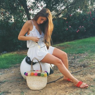 Dana Zarmon feet photo 19