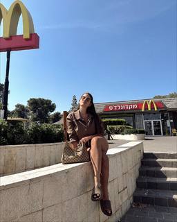 Dana Zarmon feet photo 10