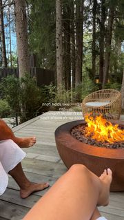 Dana Zarmon feet photo 3