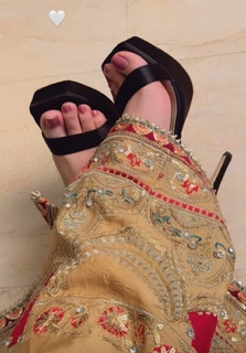 Dananeer Mobeen feet photo 15