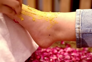 Dananeer Mobeen feet photo 13