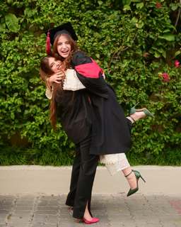 Dananeer Mobeen feet photo 2