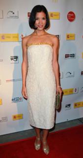 Danay Garcia feet photo thumbnail