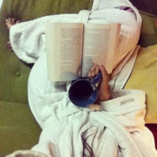 Danay Garcia feet photo thumbnail