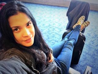Danay Garcia feet photo thumbnail