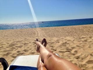 Danay Garcia feet photo thumbnail