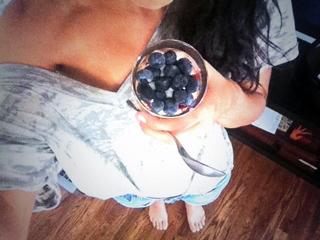 Danay Garcia feet photo thumbnail