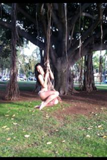 Danay Garcia feet photo thumbnail