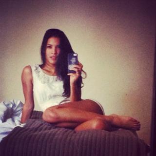 Danay Garcia feet photo thumbnail