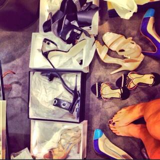 Danay Garcia feet photo thumbnail