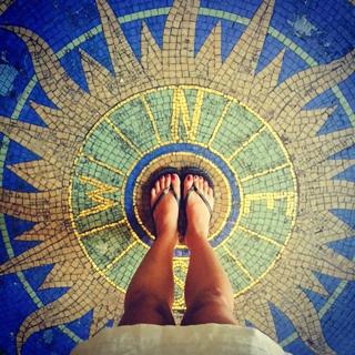 Danay Garcia feet photo thumbnail