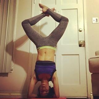 Danay Garcia feet photo thumbnail