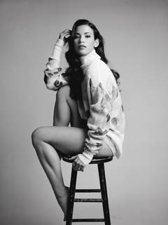 Danay Garcia feet photo thumbnail