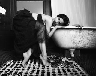 Danay Garcia feet photo thumbnail