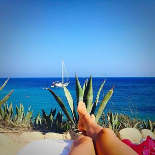 Dani Behr feet photo 4