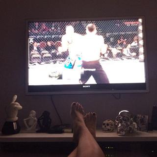 Dani Bolina feet photo thumbnail