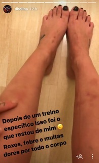 Dani Bolina feet photo thumbnail