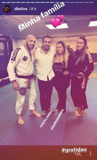 Dani Bolina feet photo thumbnail