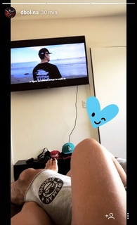 Dani Bolina feet photo thumbnail
