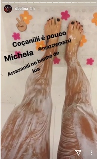 Dani Bolina feet photo thumbnail