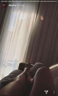 Dani Bolina feet photo thumbnail