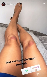 Dani Bolina feet photo thumbnail
