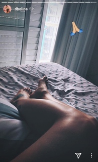 Dani Bolina feet photo thumbnail